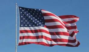 经过激烈辩论，美国新罕布什尔州推迟了对备受争议的采矿法案的投票。