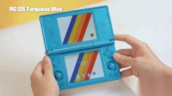 周哥双屏翻盖RG DS掌机现已推出 玩NDS游戏体验完美