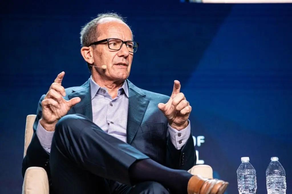 出售2万枚比特币的矿业公司CEO解释为何远离BTC