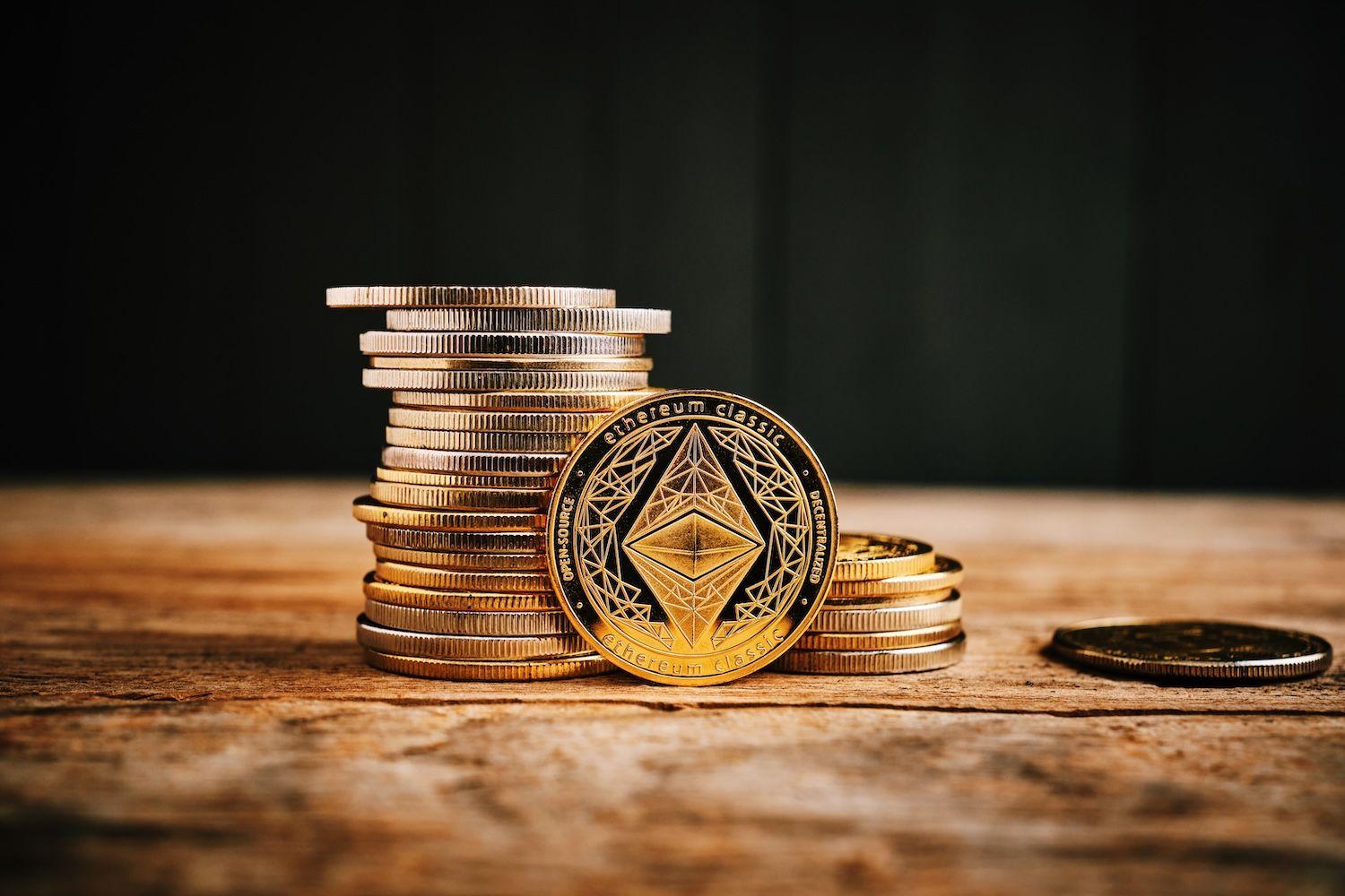 以太坊市值超越纳斯达克100，Bitmine质押92亿美元ETH